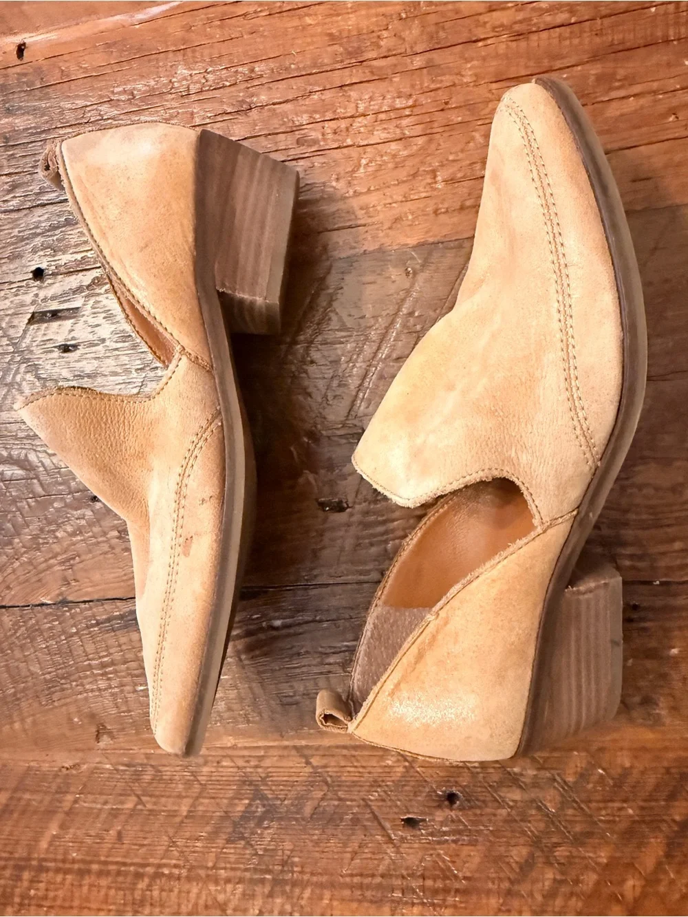 Lucky Brand soft suede
